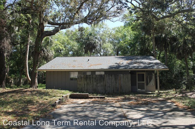 Building Photo - 3 br, 2 bath House - 2 Myrtle Lane