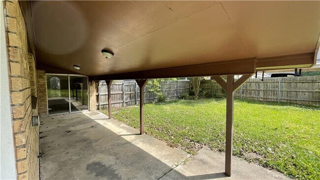 Building Photo - 509 Connie Lynne Dr