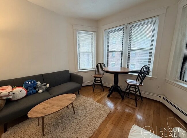 Foto del edificio - 462 Park Dr