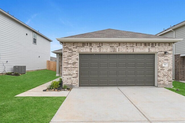 Building Photo - 10006 Tiger Flower Ln