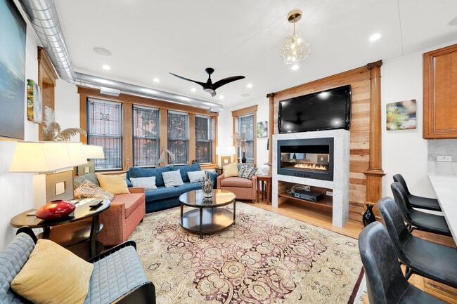 Foto del edificio - 1226 S 60th Ct