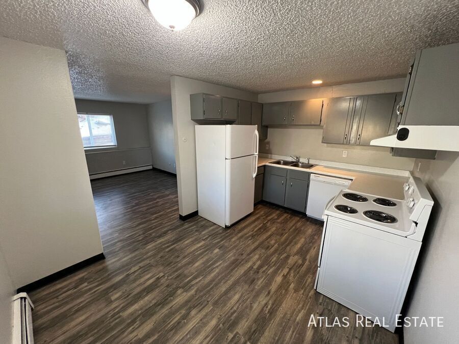 Photo - 415 Saint Vrain Place-102