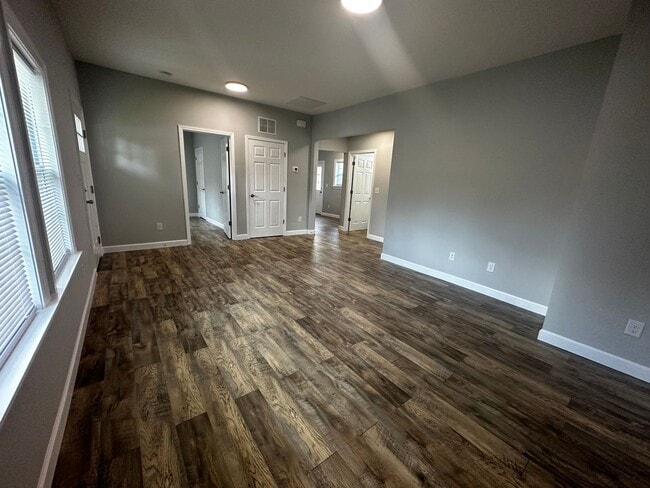 Building Photo - Modern Comfort Meets Classic Charm in Wins...