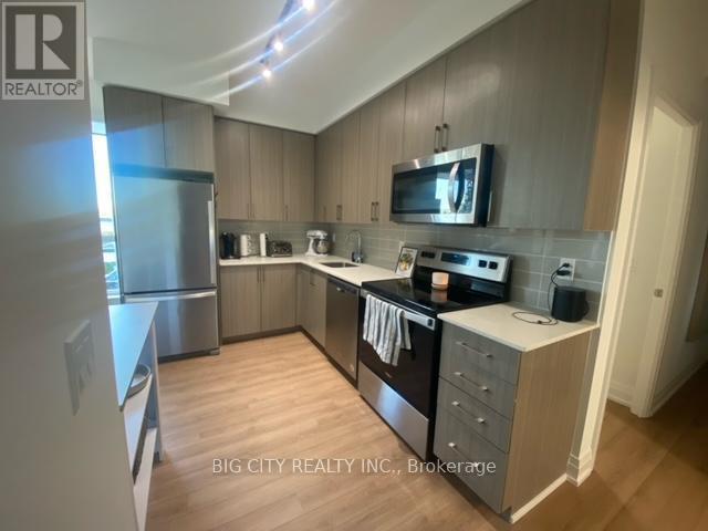 Photo du bâtiment - 3121-3121 Sheppard Ave E