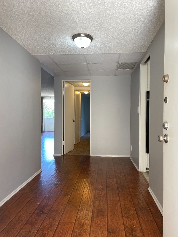 Primary Photo - 4730 Natick Ave