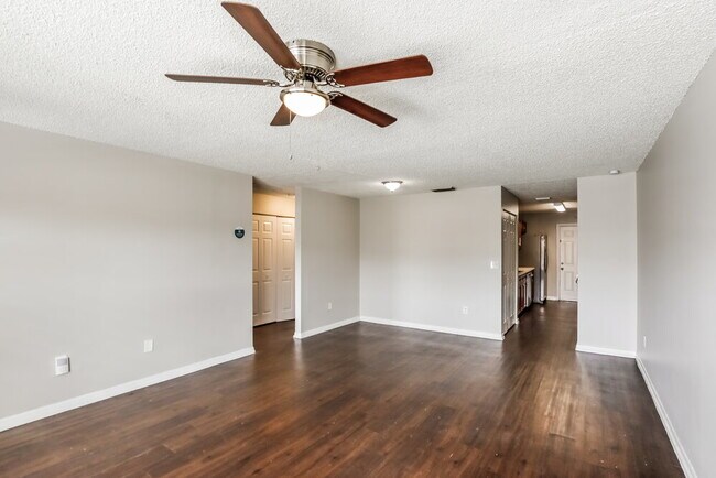 Building Photo - 18221 NW 40th Ct