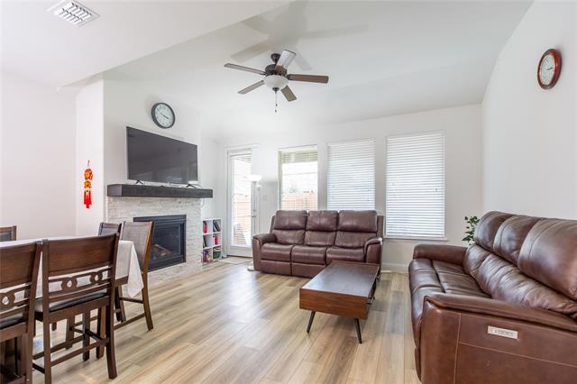 Foto del edificio - 2340 Willow Garden Dr