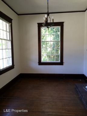 Building Photo - 125 Highland St
