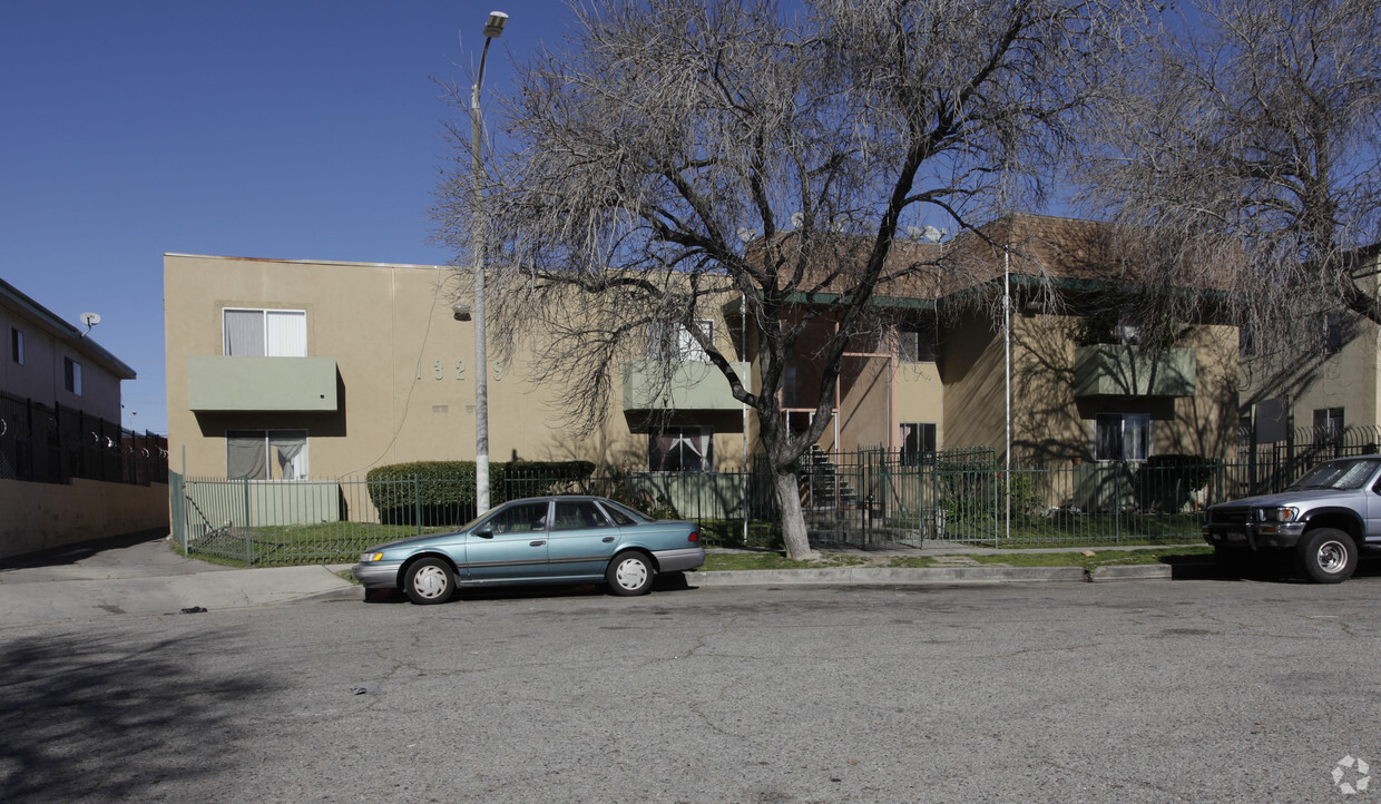 Primary Photo - 13219 Barbara Ann St