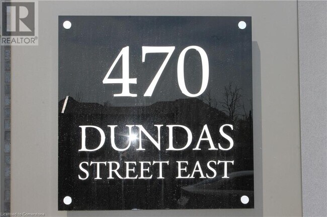 Building Photo - 470 Dundas St E