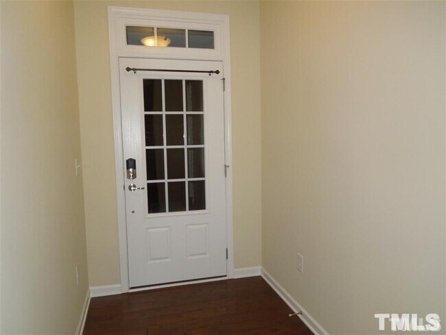 Building Photo - 307 Dechlan Ln