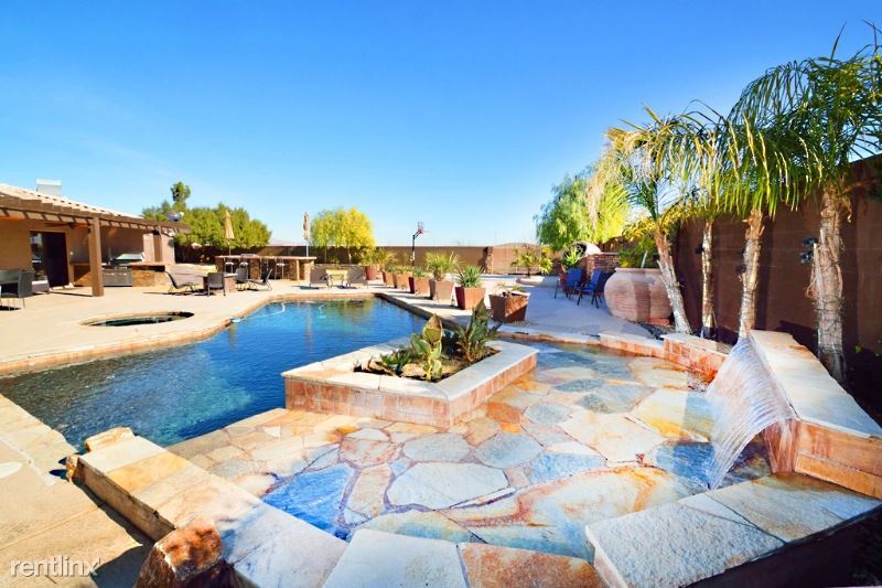 Foto principal - 4 br, 3 bath House - 3445 West Maule Ave