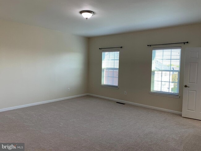 Building Photo - 21564 Romans Dr