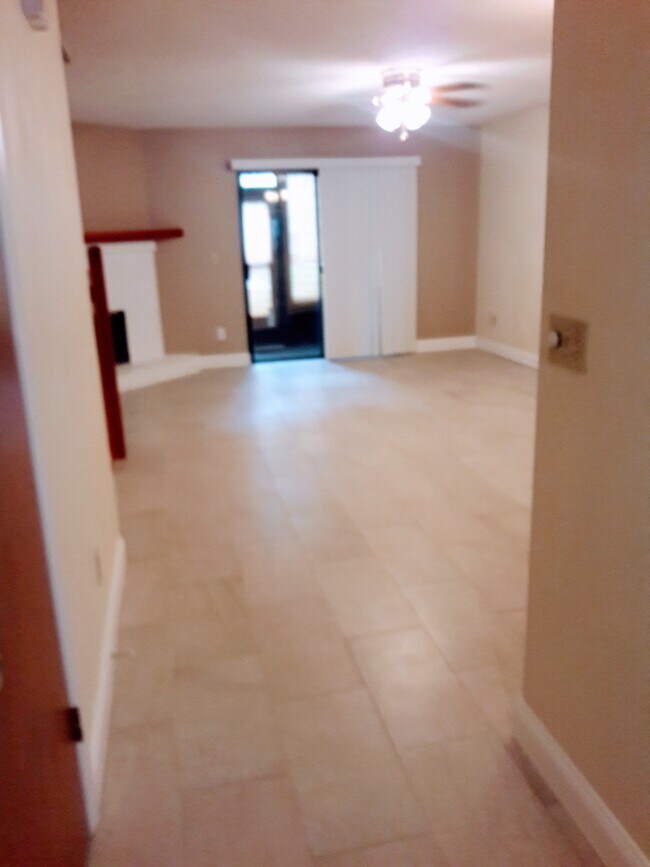Foto del edificio - 401 Sandlewood Cove