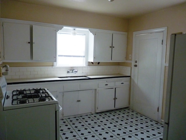 Building Photo - 1318 6th St