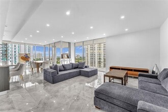 Building Photo - 19355 Turnberry Way