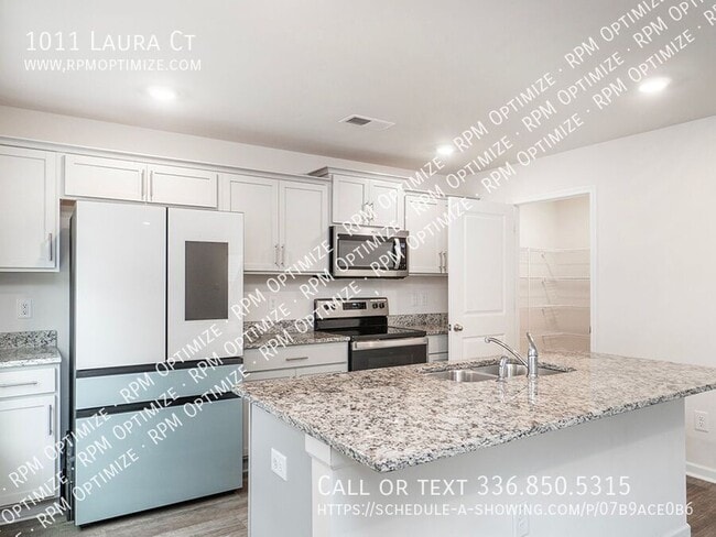 Foto del edificio - 1011 Laura Ct