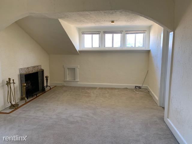 Building Photo - 2 br, 1 bath Apartment - 5706 Berkeley Ave