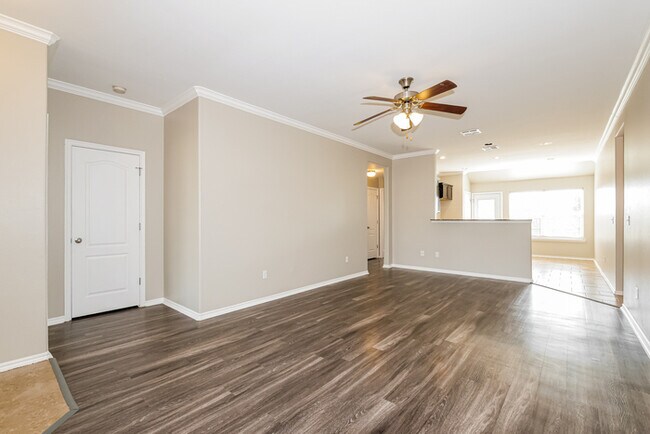 Foto del edificio - 13312 Beaumont Dr