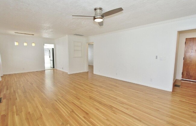 Building Photo - 1212 N 20th St