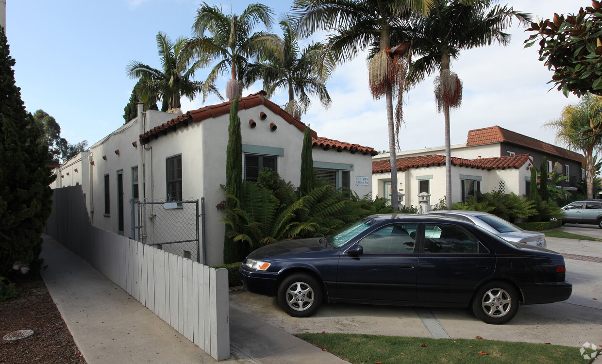 Primary Photo - 1035-1047 Robinson Ave