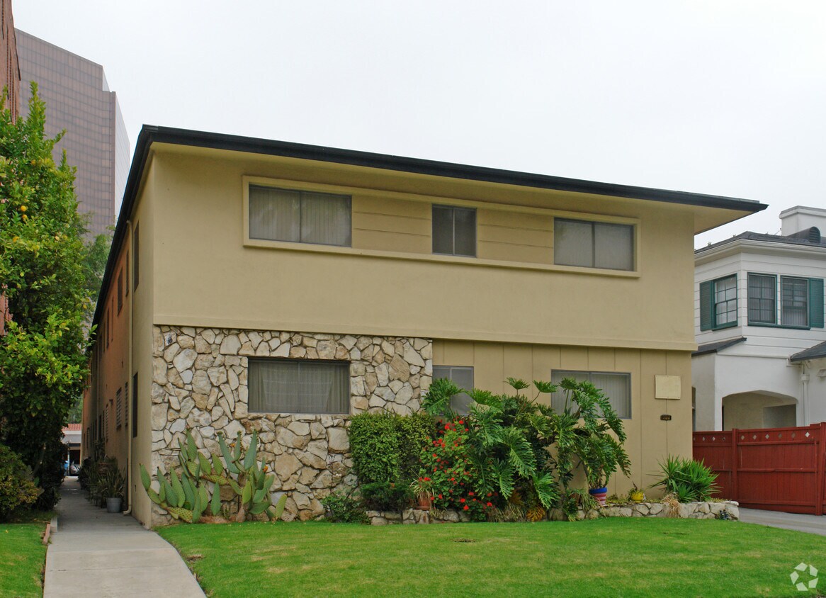 Building Photo - 220 S Tower Dr