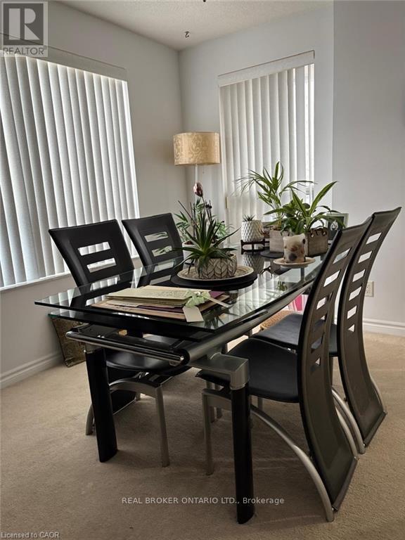 Photo du bâtiment - 25 Kingsbridge Garden Cir