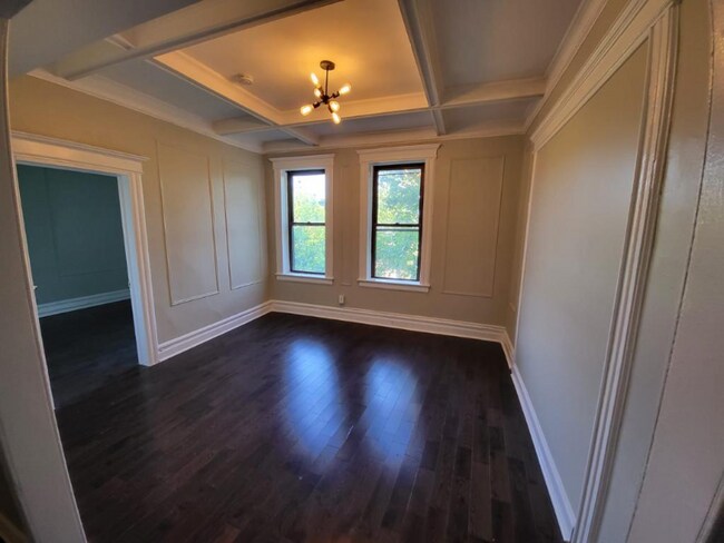 Foto del edificio - 214 W Market St