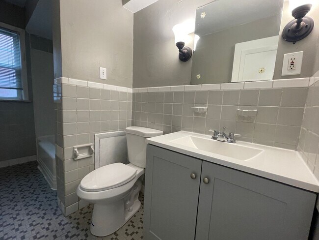 Building Photo - 3537 Daleford Rd