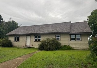 Building Photo - 3405 N Redlands Rd