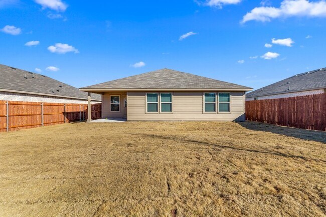 Building Photo - 116 Caraway Ct