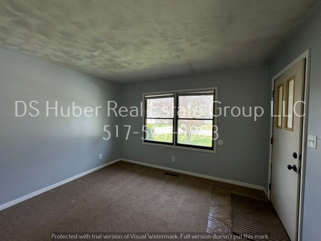 Photo - Sycamore 324-326 E Building Apartment