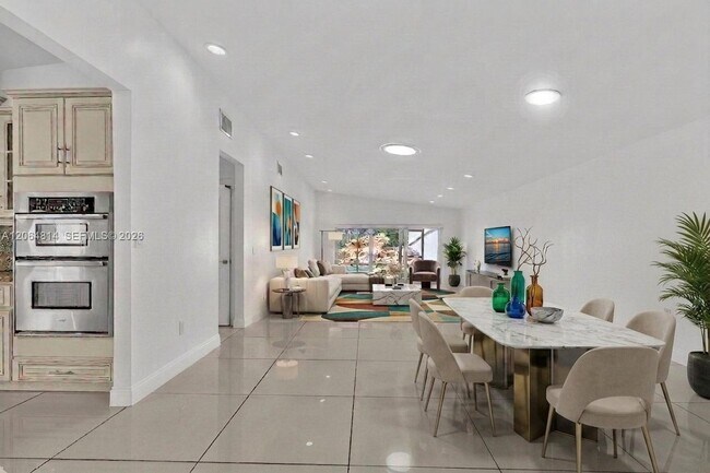 Foto del edificio - 616 NE 195th St