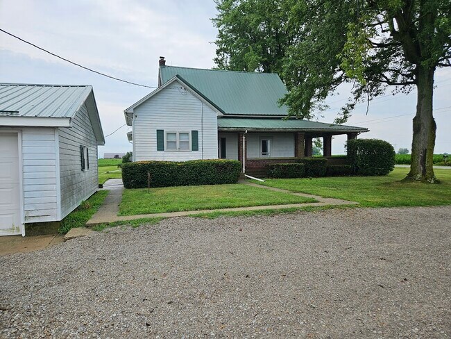 Building Photo - 13717 S Co Rd 500 E