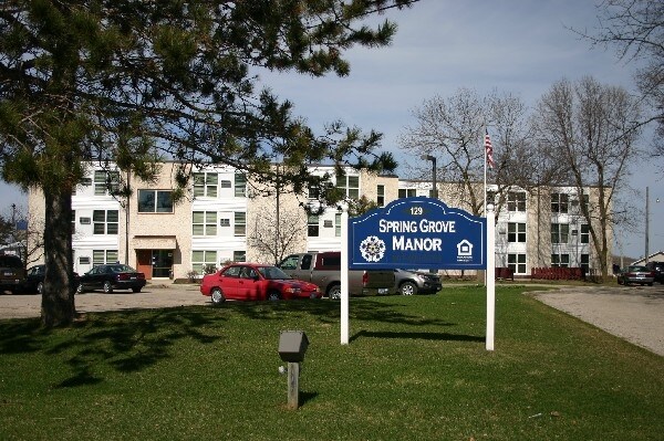 Primary Photo - Spring Grove Manor