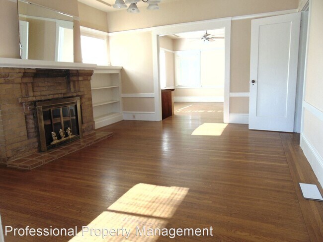 Foto del edificio - 2 br, 1 bath House - 5515 Van Fleet Avenue