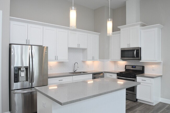 Foto del edificio - 5904 Gardendale Dr