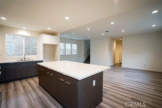 Building Photo - 1351 Point Loma Pl