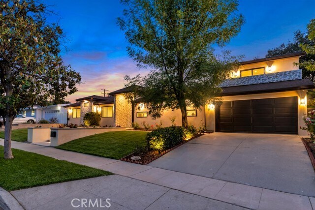 Foto del edificio - 4801 Abbeyville Ave
