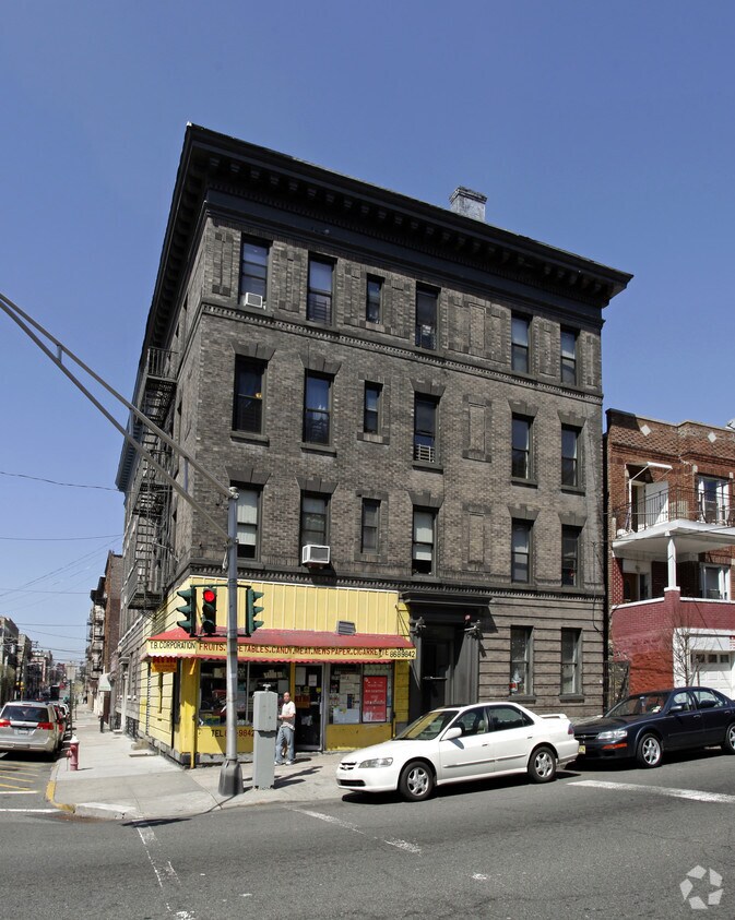 Primary Photo - 6401-6403 Broadway