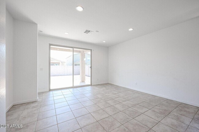 Foto del edificio - 4355 W Allen St