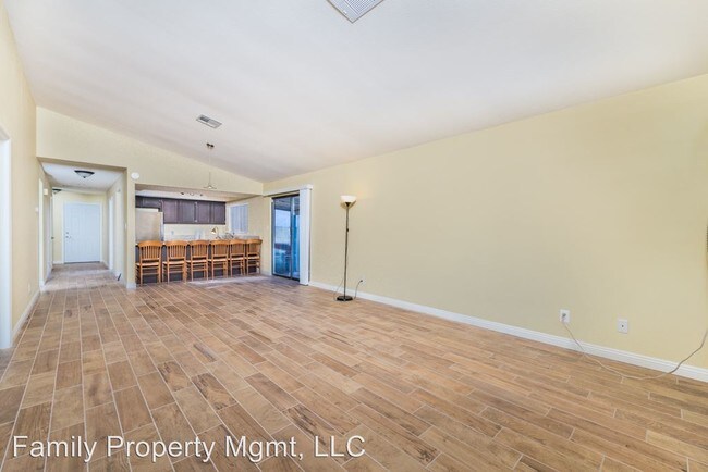 Building Photo - 2846 Belleza Ln