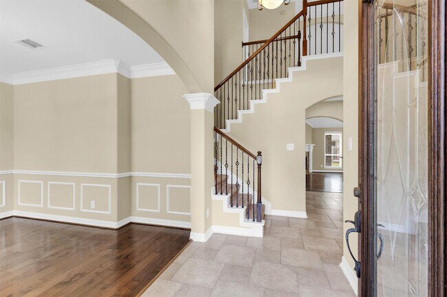 Building Photo - 25314 Pineglen Terrace Dr
