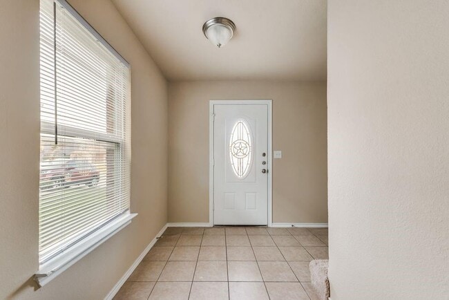 Building Photo - 817 Parkplace Ridge