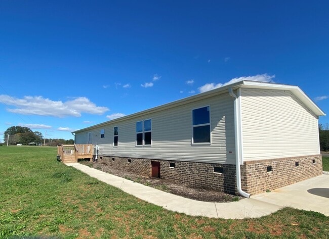 Foto del edificio - RANCH HOME