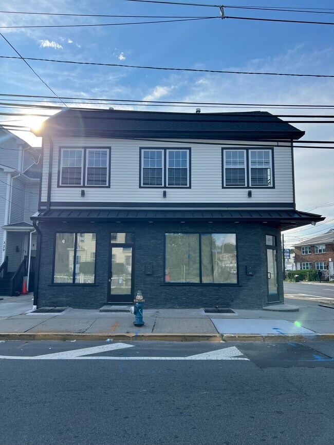 Foto del edificio - 331 Myrtle Ave