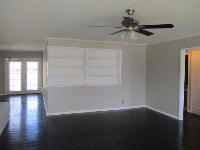 Building Photo - 1443 NW 90th St
