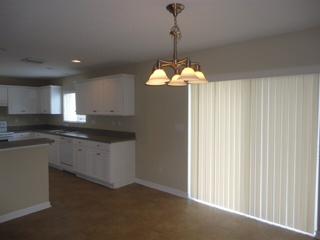 Foto del edificio - 6337 Magnolia Trails Ln