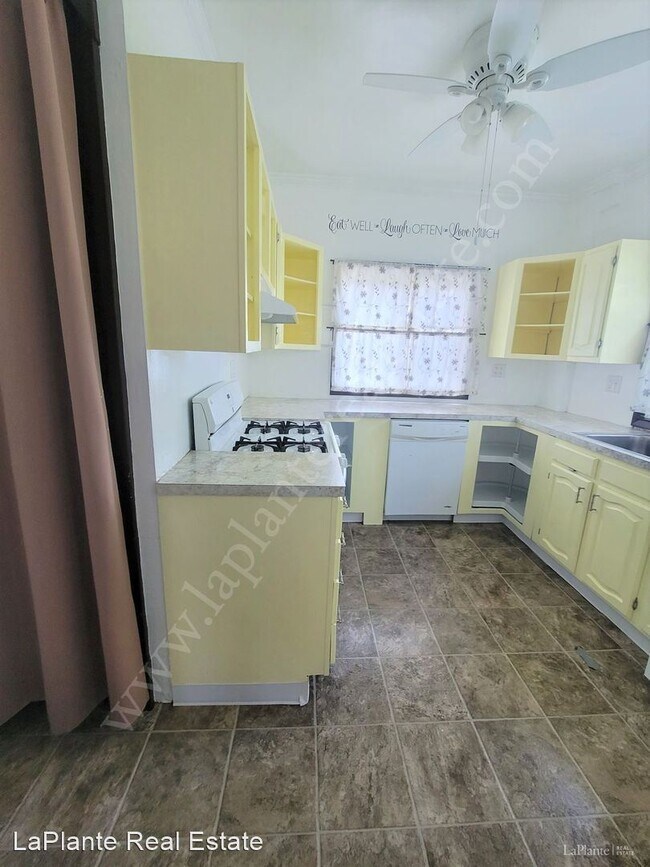 Foto del edificio - 3 br, 1 bath House - 1006 Radcliffe Dr.