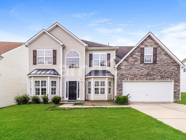 Building Photo - 5611 Falkland Lane